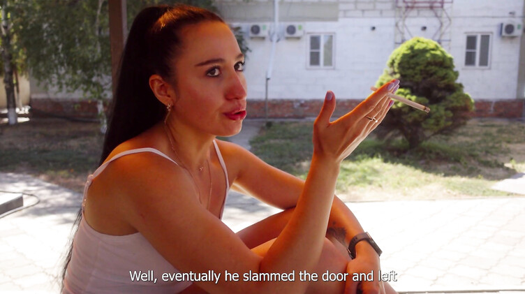 Поссорилась с мужем и отправляет ему селфи с минетом незнакомцу