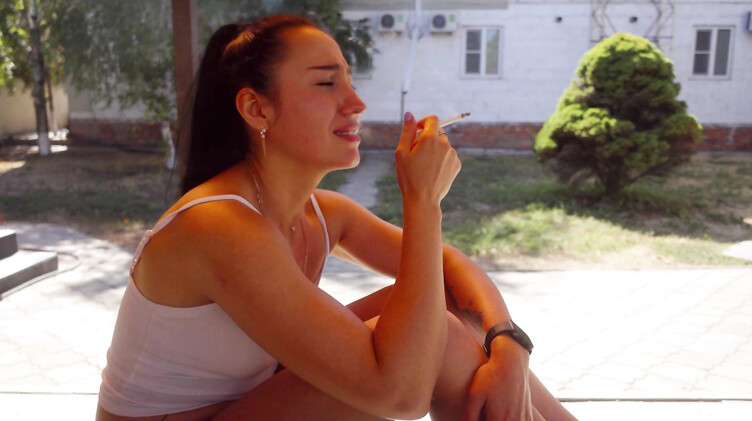 Поссорилась с мужем и отправляет ему селфи с минетом незнакомцу