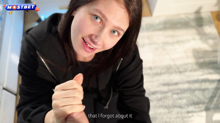 Спортсменка сосет хуй тренера после первого свидания