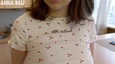 Сводный брат отодрал пойманную на горячем любительницу нюдсов