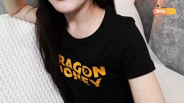 Сводная сестра за оплату аренды квартиры ебется с братом вместо шлюхи