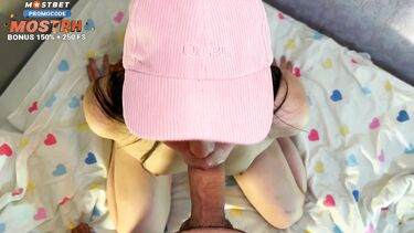 Прожарка мокрой киски с финалом на передок