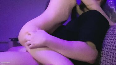 MYWHORENONA: Домашний секс с болтливой русской девчонкой в позе наездницы