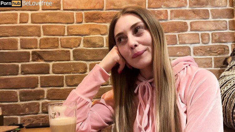 Дал на клык и трахнул девку после первого свидания