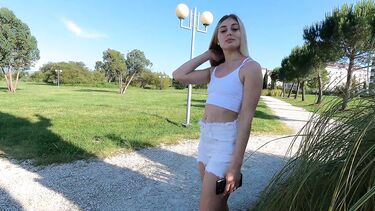 Русский парень запикапил и трахнул блондинку, расставшуюся со своим парнем