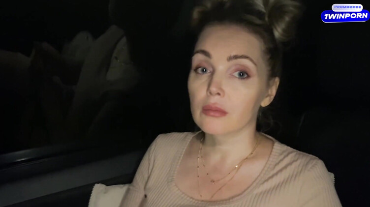 Сначала ломалась, но потом потекла и умоляла бывшего отыметь ее в машине