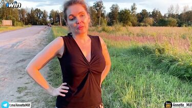 Кончил в пизду мачехи после траха на природе