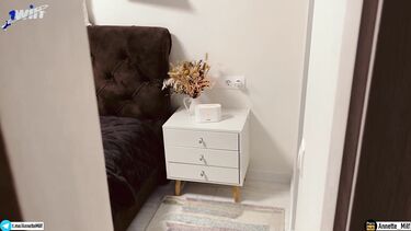 Сисястая русская мачеха в чулках трахается в гардеробной со своим пасынком