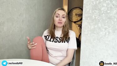 Милфа учит друга сына пикапу и оказывается на его члене