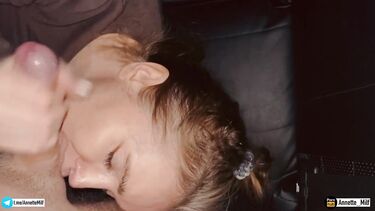 Признался маме друга в любви и анально трахнул в машине