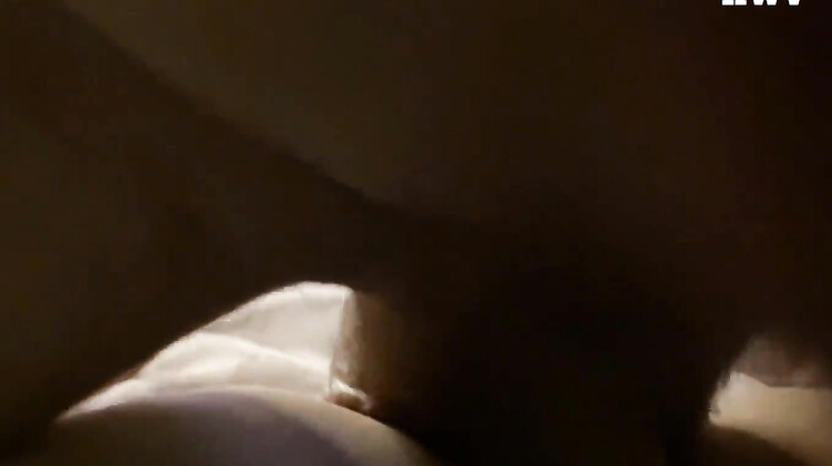 Зрелая русская сексвайф сняла отчет со встречи с молодым любовником с окончанием в киску