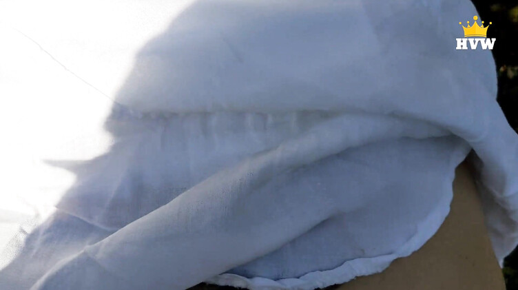 Большие жопы: Милфа соблазнила на перепихон на природе уличного фотографа