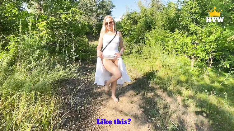 Милфа соблазнила на перепихон на природе уличного фотографа