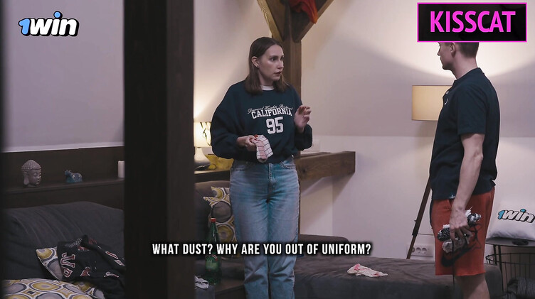 Уборщица оказалась выебанной заказчиком в рот и киску