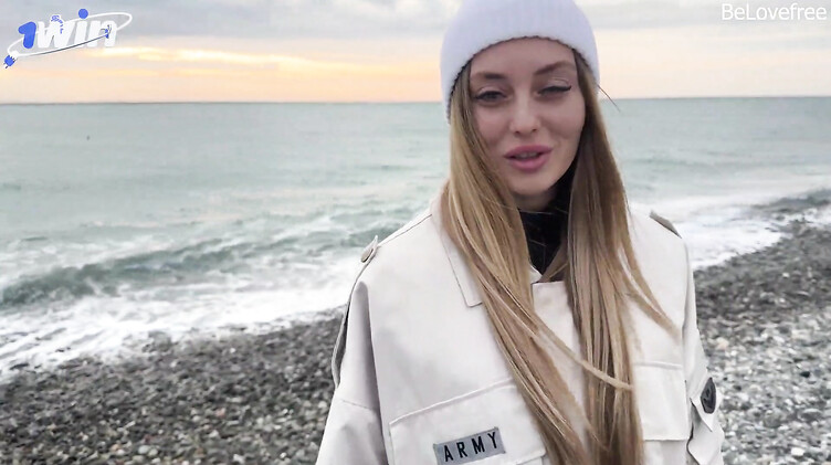 Пикапер согрел русскую туристку жарким трахом в отеле