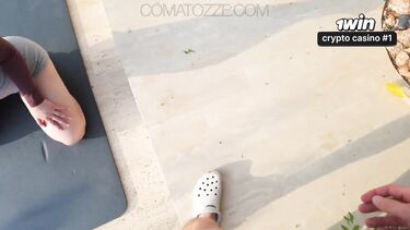 Замужняя хозяйка виллы соблазнила на еблю уборщика