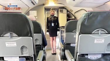 Двойное проникновение от пилотов для замужней стюардессы в самолете