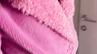 Чуваки заплатили шлюхе двойной тариф за секс с двойным проникновением