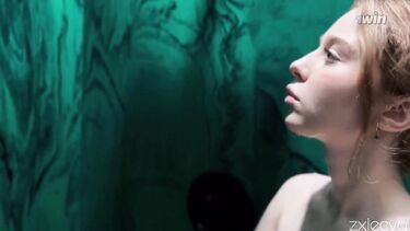 Переоделась в секси белье и трахнула геймера дома