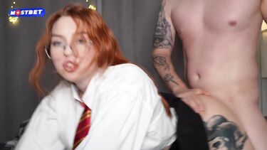 Косплей на Гарри Поттера: Гермиона стонет на хуе после сочного отсоса