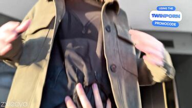 Оприходовал русскую девчонку на круглом столе