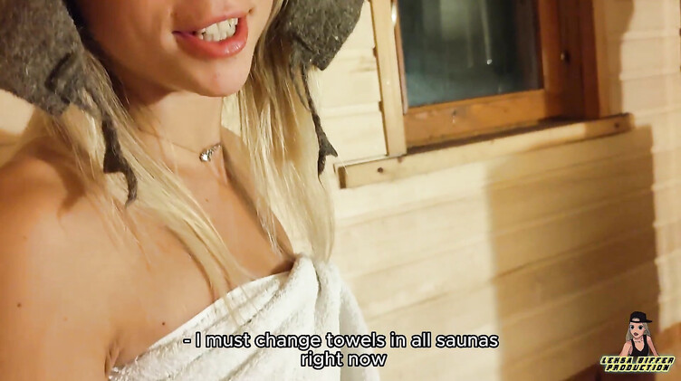 Настойчивый русский мужик трахнул работницу сауны и кончил ей в рот