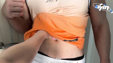 Перепутал двери и был трахнут соседкой по общаге