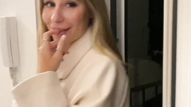 Богач заказал эскортницу Тори Свити и выебал ее на вилле