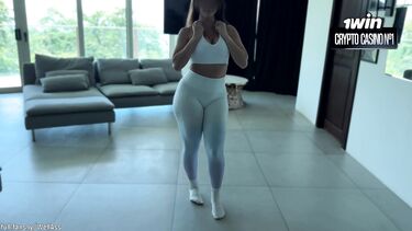 Качок ебет жопастую Перси Диану после тренировки