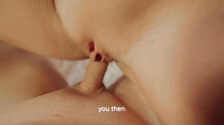 Отсосала хуй спящему пасынку, пока муж в соседней комнате