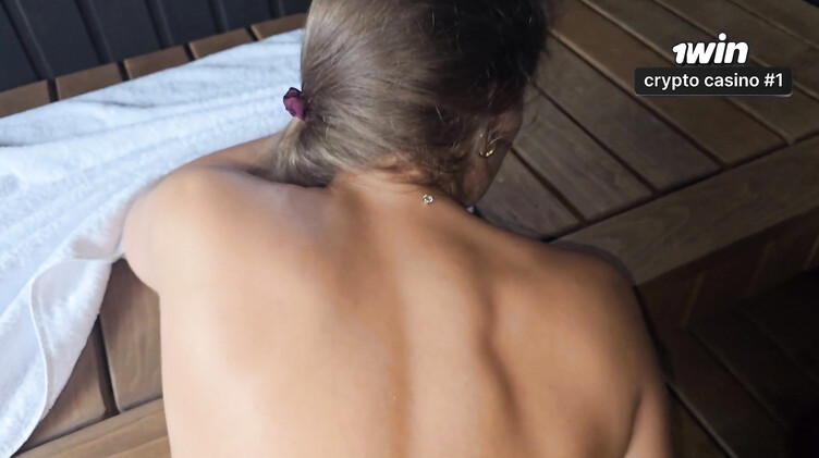 Минет и трах до вагинального кремпая в парилке сауны