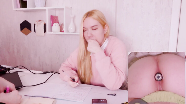 Сводный брат отшлепал и трахнул в попку рассеянную сводную сестренку