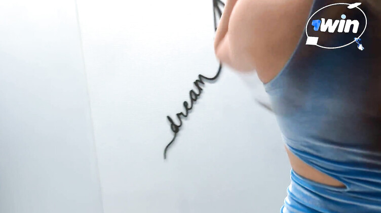 Снял телку в аквапарке для перепихона в кабинке для переодевания