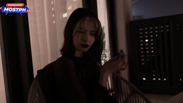 Вечеринки: 18-летняя русская студентка на вечеринке ебется за €300 с незнакомцем