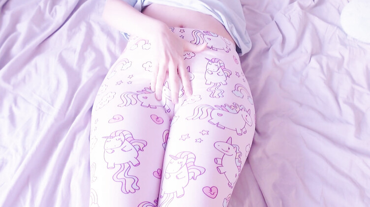 Сводная сестра отсосала в мостике перед аналом