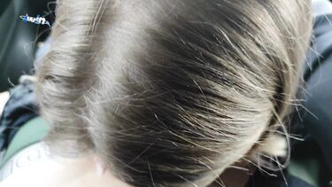 Сперма на пухлых губках: Отсосала и глотнула сперму водителя за поездку автостопом