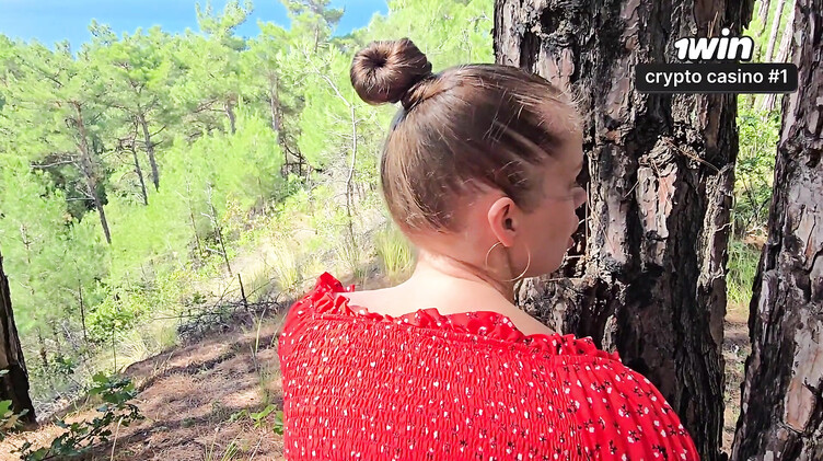 Снял русскую нудистку на пляже и выебал ее в кустах