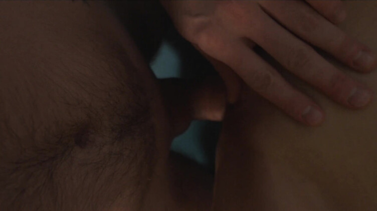 Чувак пришел в гости и трахнул вебкам модель посреди стрима