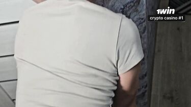 Измена жене быстрым перепихоном с рукожопой курьершей