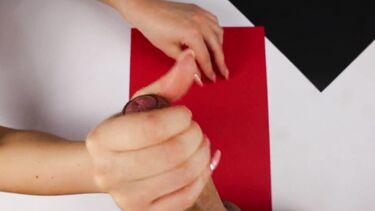 АСМР: ASMR дрочка члена со сливом на маникюр