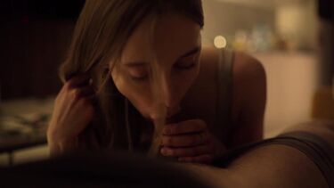 Полный рот кончи после отсоса любительницы йоги