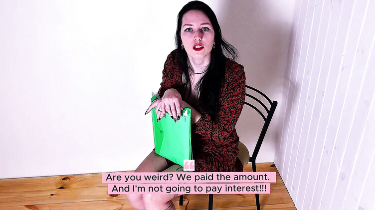 Расплачивается пиздой за проценты по кредиту мужа