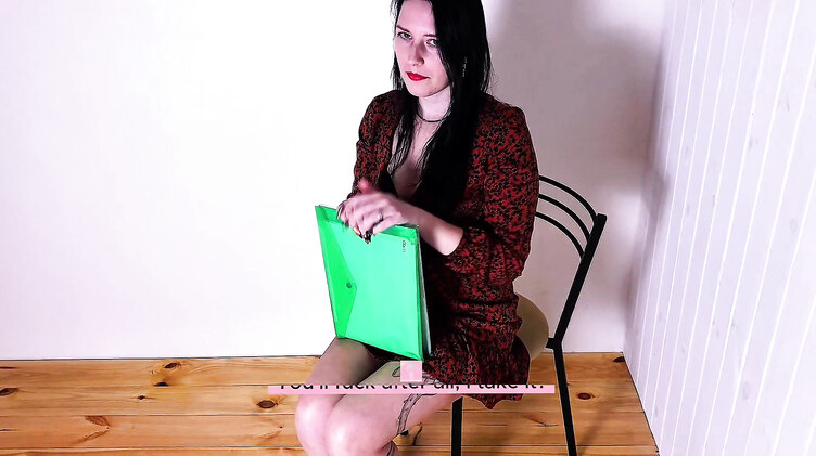 Расплачивается пиздой за проценты по кредиту мужа