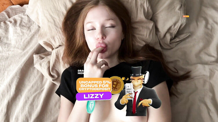 Разбудил спящую сестру касанием хуя по губам и наполнил ее киску спермой