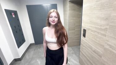 Соседка зашла на чай, а оказалась на хуе