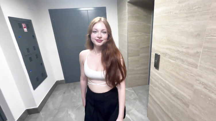 Соседка: Соседка зашла на чай, а оказалась на хуе