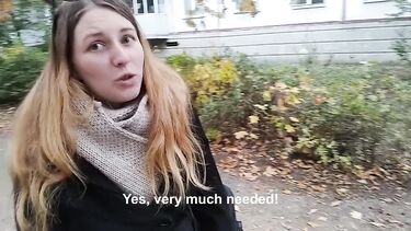 За деньги трахнул школьницу в подъезде