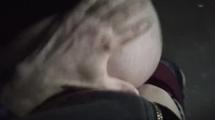 Пикап: За деньги трахнул школьницу в подъезде