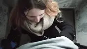 школьница за деньги сосет член в подъезде