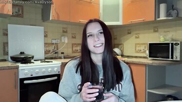 Соскучилась за членом бывшего и пришла на секс по дружбе